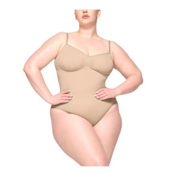 Skims S/M Sculpting Bodysuit Brief Mica Cream Compression Support NWOT MSRP $72 - Picture 6 of 8